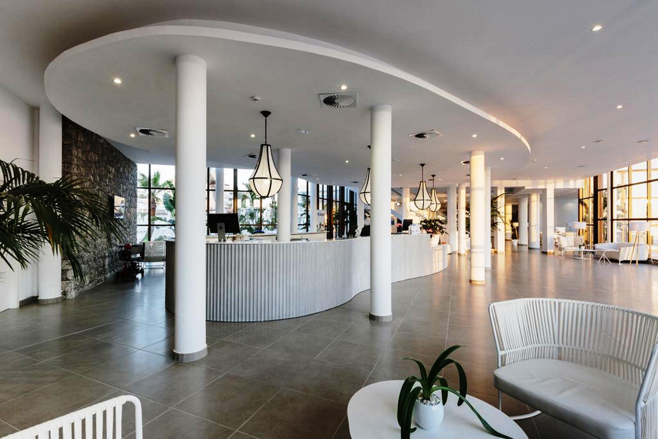 Aluasoul Ibiza - Adults Only Hotel Es Canar  Exterior photo