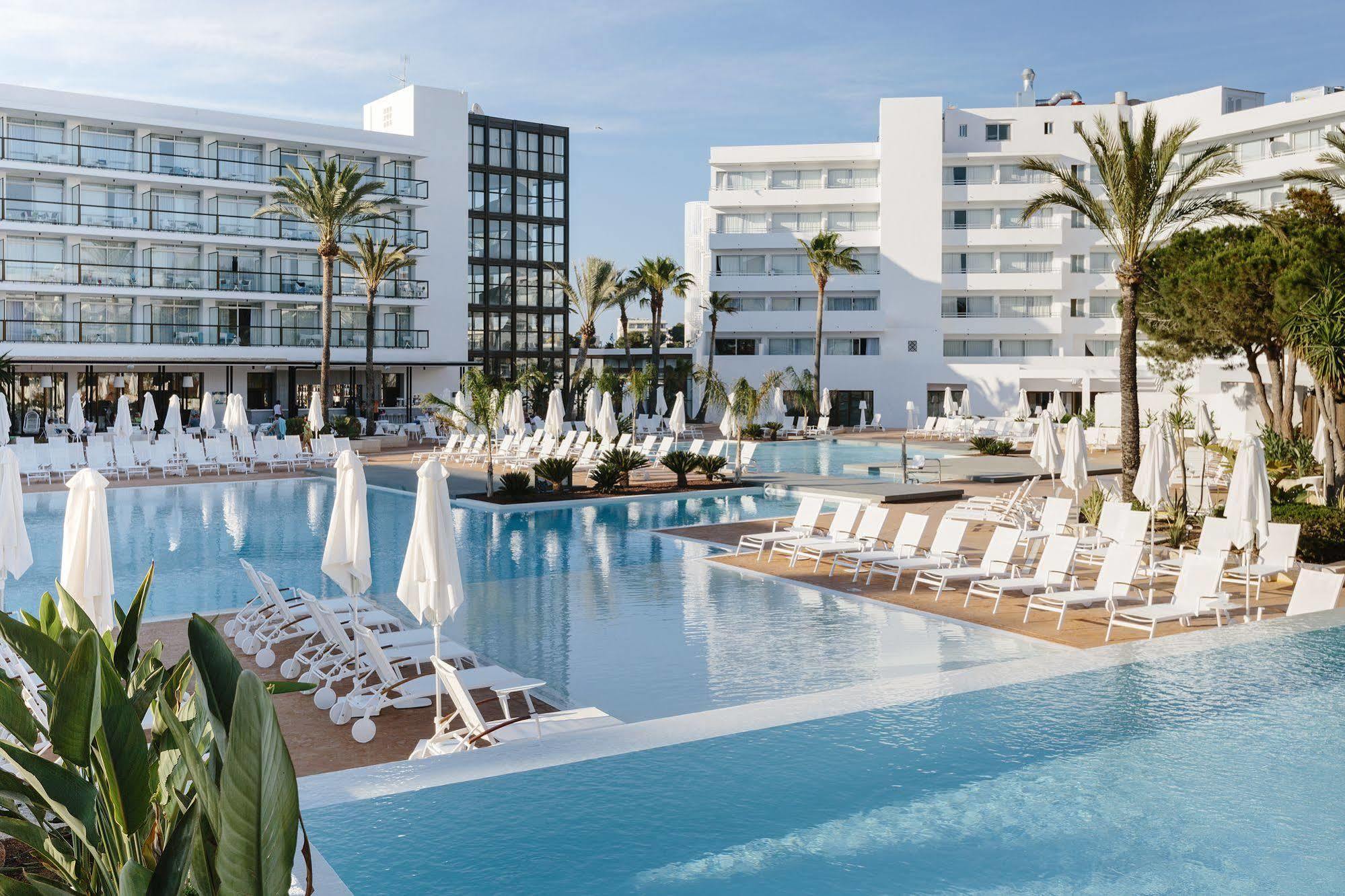Aluasoul Ibiza - Adults Only Hotel Es Canar  Exterior photo